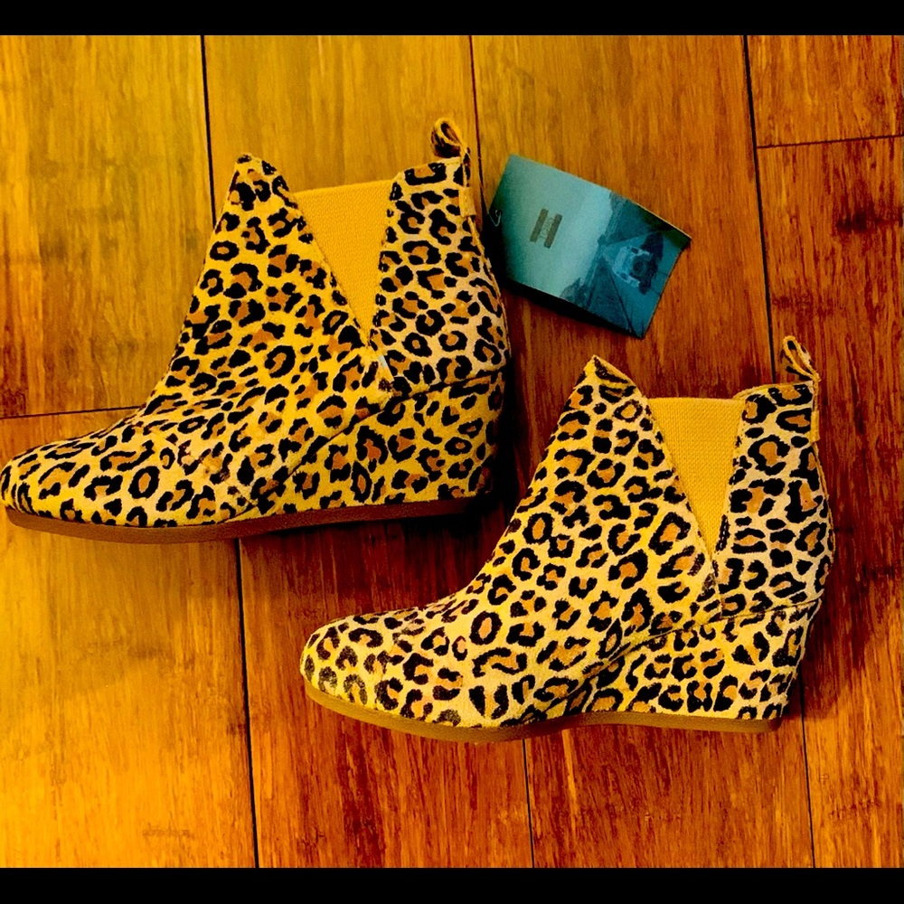 Tom’s Leopard Wedge Boots